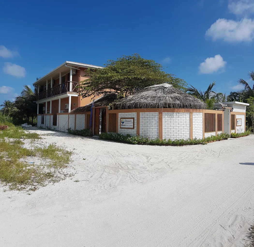 Shamar Guesthouse & Dive, accommodation on Maamigili