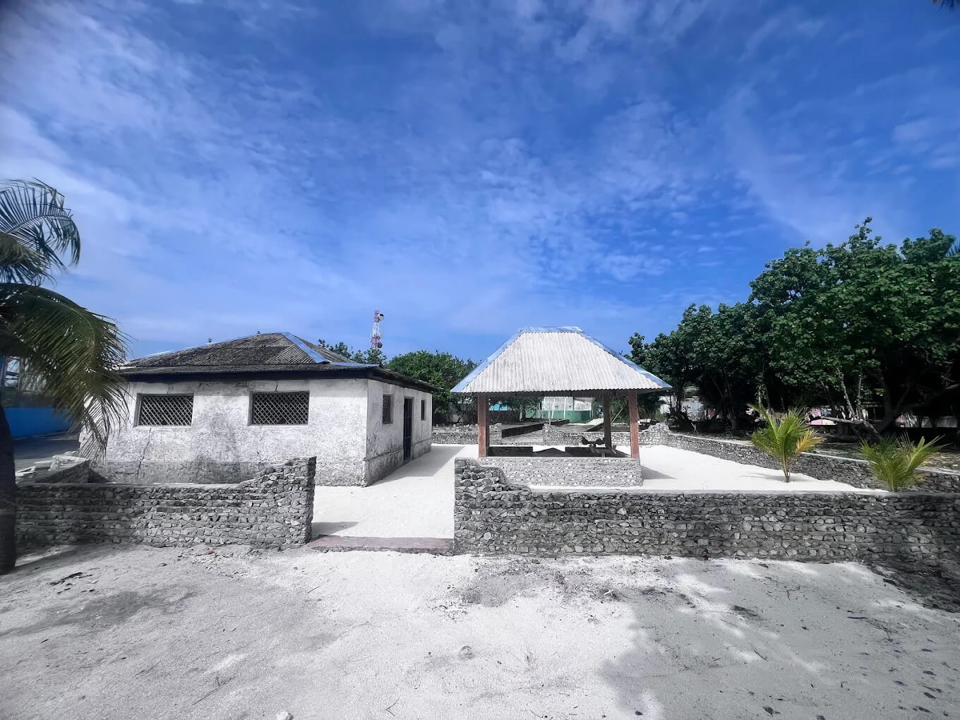 Kandili Miskaiy, the traditional mosque on Maamigili